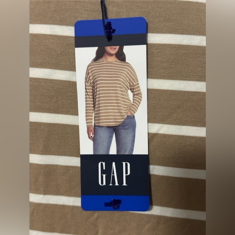 GAP Tan and White Striped Long Sleeve Tee - Picture 8 of 10